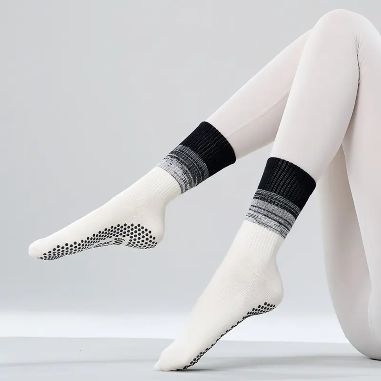 OmbreGrip Pilates & Yoga Socks
