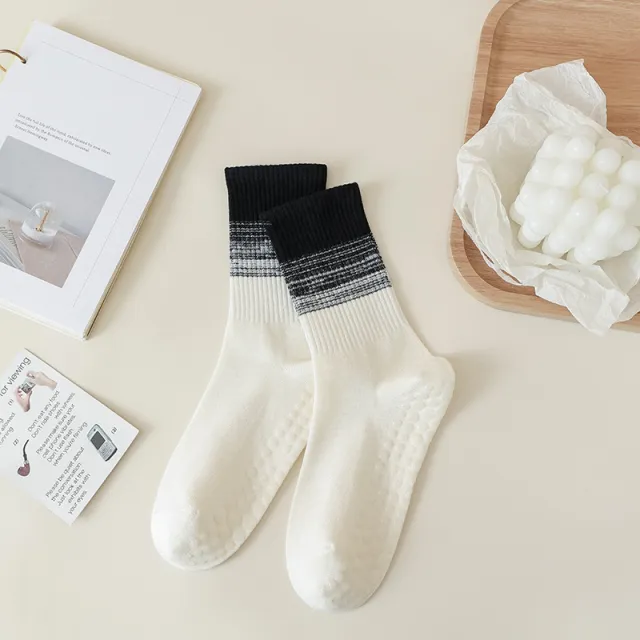 OmbreGrip Pilates & Yoga Socks